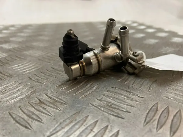 AdBlue-injector Volvo XC60 2020 OEM 31452332 image 4
