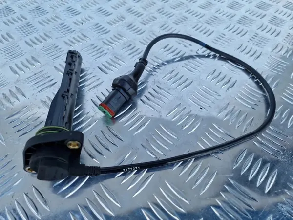 Sensor de Nível do Cárter de Óleo Scania OEM 2277271 - Usado image 3