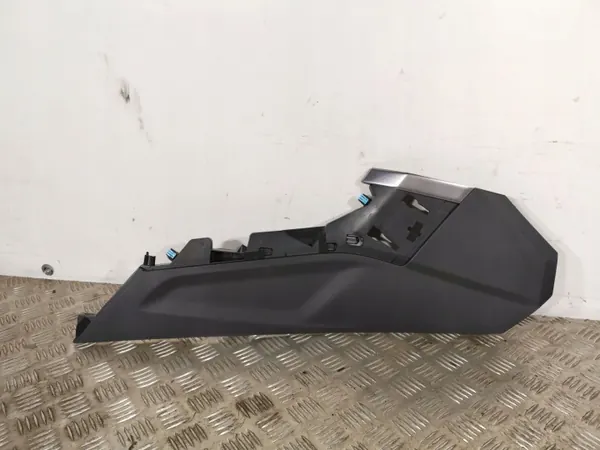 Subaru Forester SK 2020 höger sida centertunnlar OEM S22007020 image 2