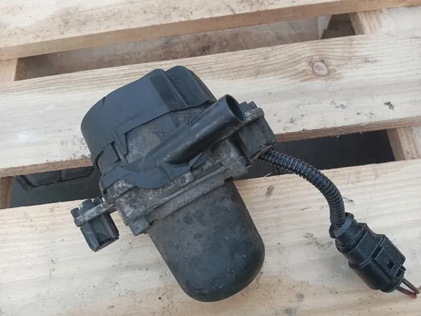 Bomba de aire secundaria Porsche Cayenne 4.5 V8 7L5959253A 7L5959253B image 4