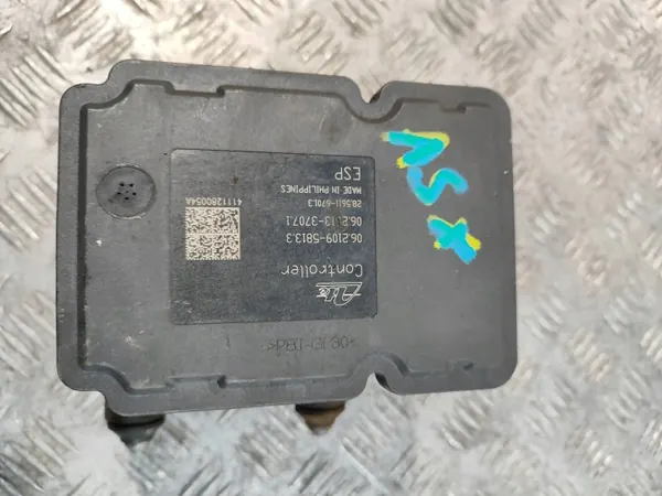 Bomba ABS/ESP Mitsubishi OE 4670A587 - Usada image 2