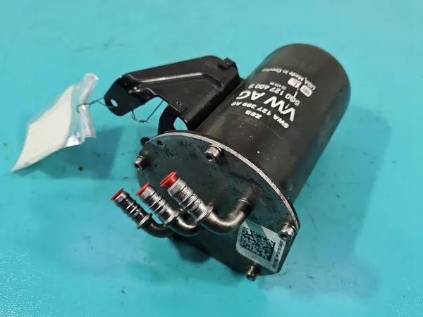 Caja Filtro Combustible OEM 5Q0127400S Skoda Superb III image 3