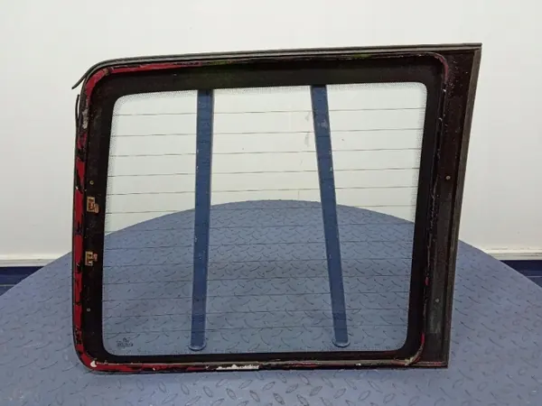 Vitre Porte Arrière Droite VW Transporter T4 OEM Ambit-971335- image 3