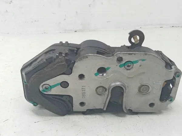 Höger Framdörrslås OPEL INSIGNIA A SEDAN image 2