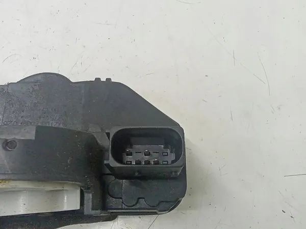 Höger Framdörrslås OPEL INSIGNIA A SEDAN image 5