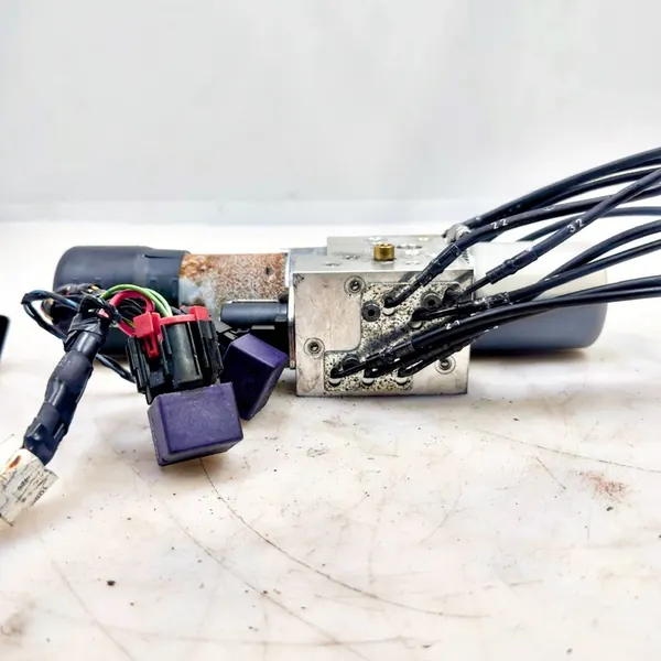 Pompe de toit Cabriolet Peugeot 207 CC image 3