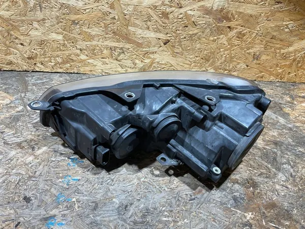 VW Golf VI 6 5K1 08-12 Farol Dianteiro Direito image 8