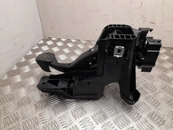 Pédale d'embrayage Seat ATECA 2021 5Q1 721 058 EK image 2