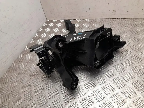 Pédale d'embrayage Seat ATECA 2021 5Q1 721 058 EK image 4