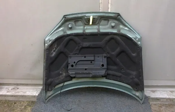 Ford OE 1118533 motorhuv image 2