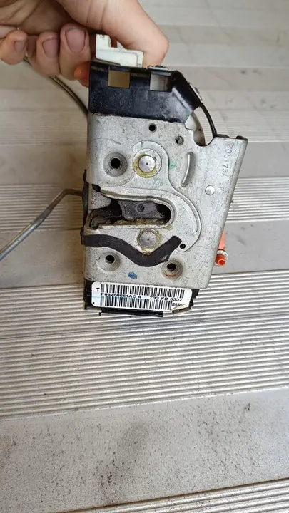 Vänster framdörrslås JEEP GRAND CHEROKEE WK2 P68250661AC image 4