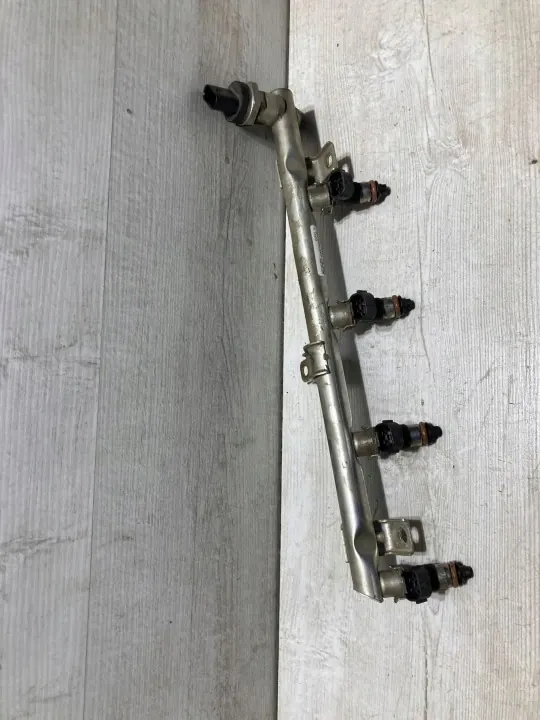 OEM 04e133317f Polttoaineruusu Skoda Octavia III 1.4 CNG image 2