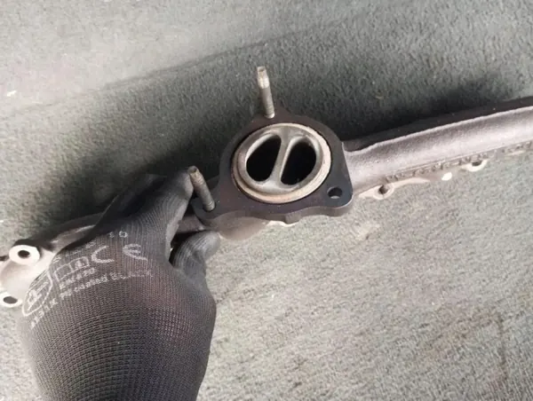 Colector de escape OEM 7G9N9428AB para Volvo XC70 II image 2
