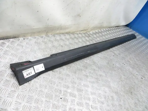 Kia Sorento III Garniture de marche gauche OEM 87751C5000 image 3