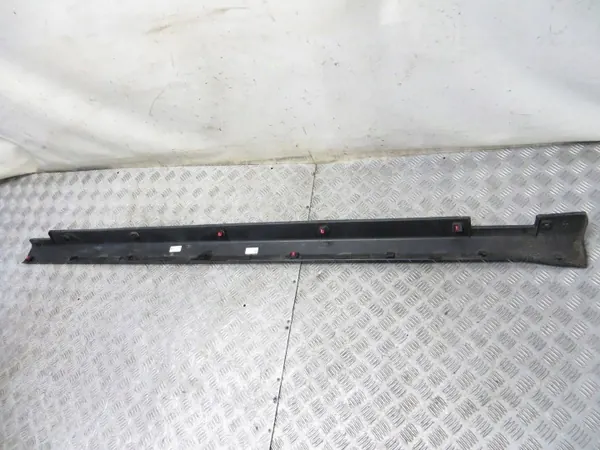 Kia Sorento III Garniture de marche gauche OEM 87751C5000 image 4