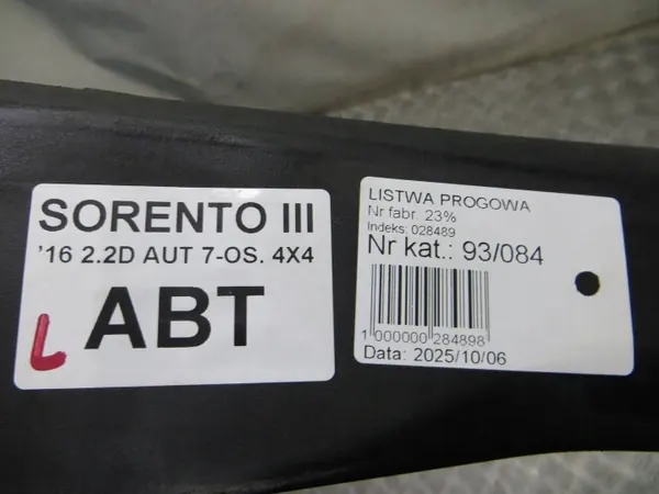 Kia Sorento III Garniture de marche gauche OEM 87751C5000 image 7