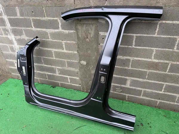 PEUGEOT 208 II 2 19- Pilar Frontal Esquerdo OEM image 6