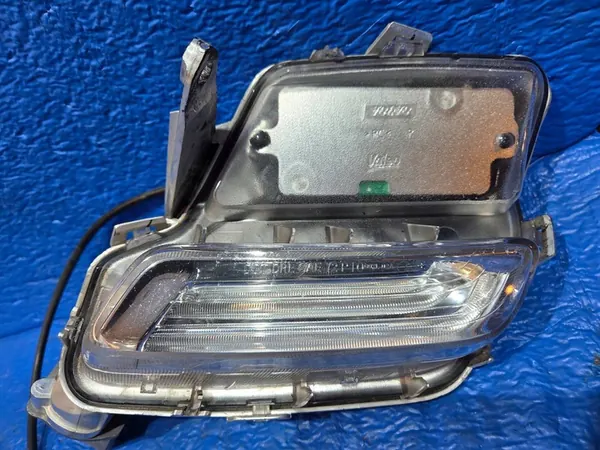 HALÓGENO Frontal Direito Volvo XC60 89250221 image 3