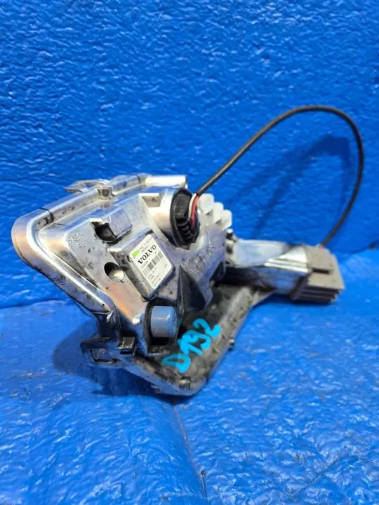 HALÓGENO Frontal Direito Volvo XC60 89250221 image 6