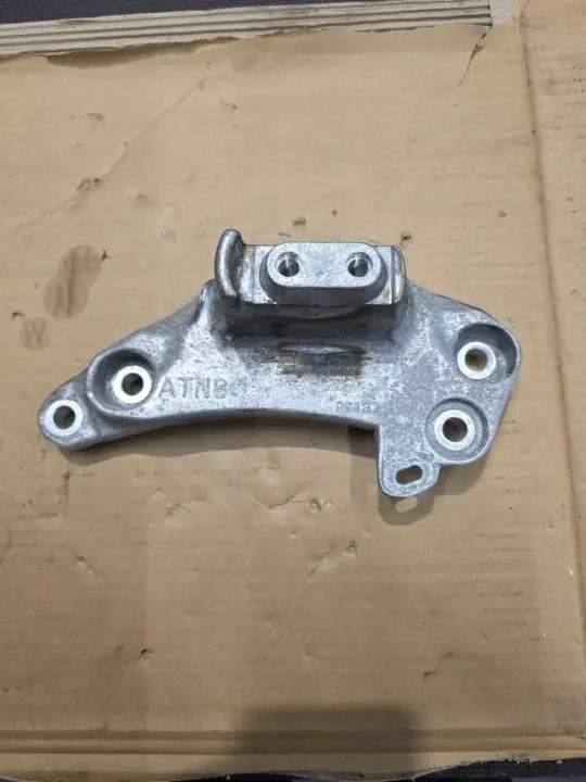 Opel Växellådsfäste OEM 9813721980 - Begagnad image 2