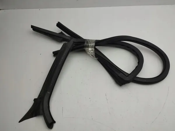 AMD117452 Rubber afdichting voor Audi A7 S7 4G 2012 Linker achterdeur image 2