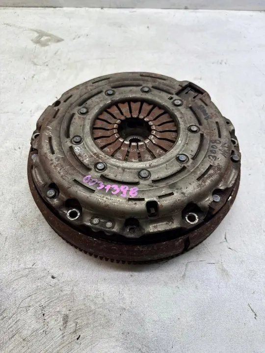 PEUGEOT 3008 I 1.6 HDI Kaksoismassaväkä 9684841380 image 2