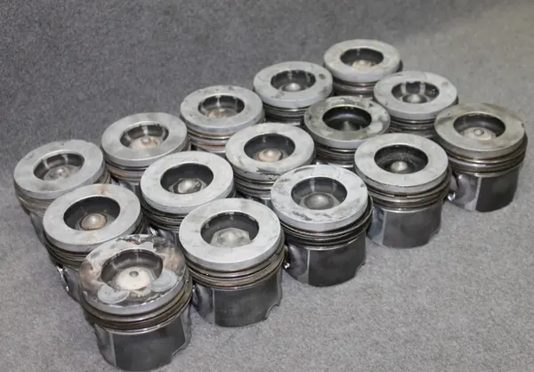 BMW F30 F32 F10 E70 F15 F01 3.0D 3.5D Kolv - 7812585 image 2