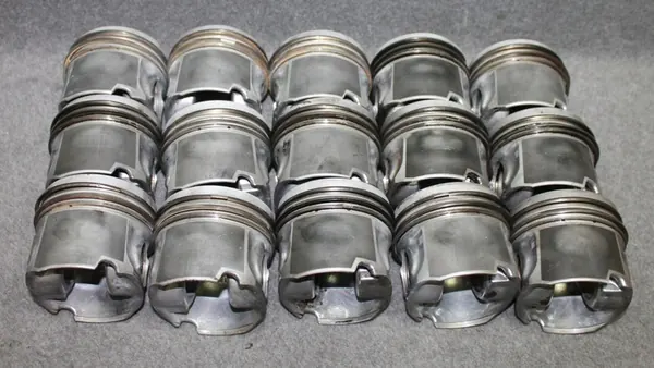 BMW F30 F32 F10 E70 F15 F01 3.0D 3.5D Kolv - 7812585 image 8