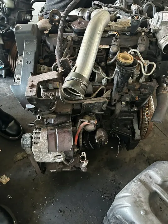 Motor desnudo K9K836/K9K837 - Renault 1.5DCI 110CV image 8