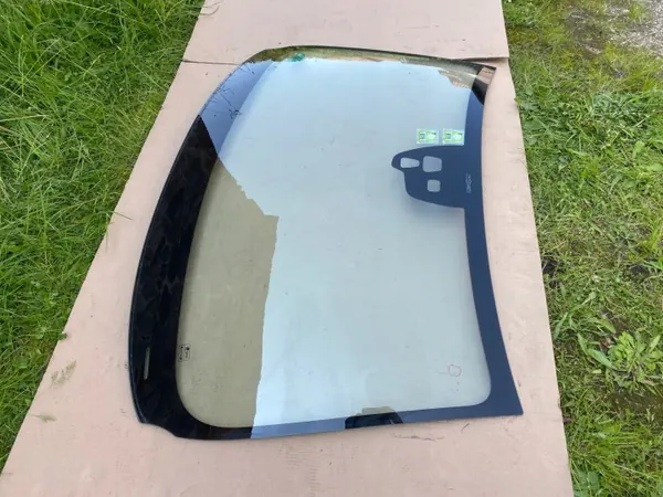Para-brisa dianteiro Volvo XC60 OEM 30799660-01 Usado image 6