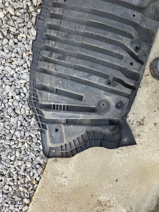 MERCEDES CLS 218 E 212 Stötfångarskydd A2125200223 image 7