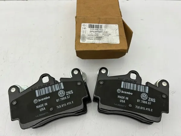VW Touareg 7L Achterremblokken Set OEM image 3
