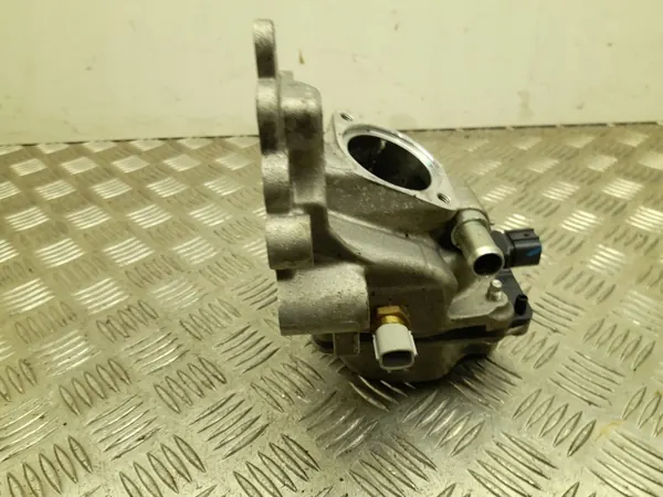 Termostato OEM 110613903R para Nissan JUKE 2022 image 3
