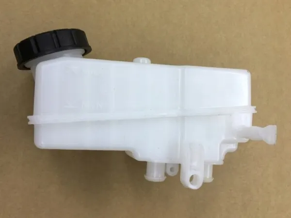 Réservoir de liquide de frein Lada Vesta d'occasion OEM 32670688 image 3