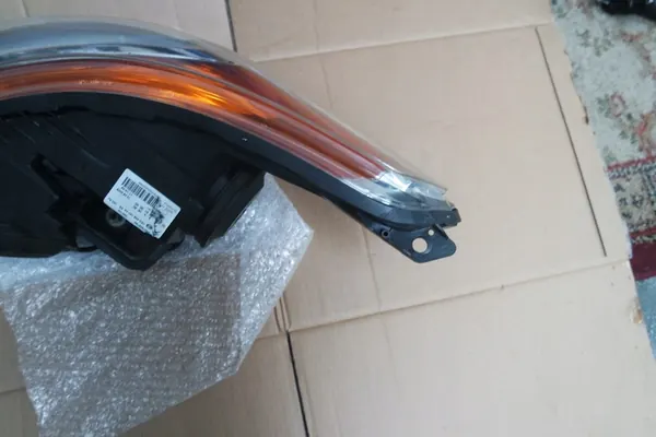 FARÓIS CITROEN C3 PICASSO KPL E+D image 9