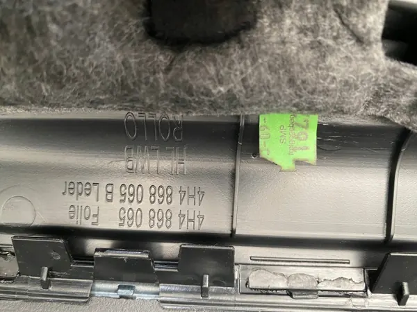Audi A8 D4 Ovipeite Sett OEM - Ruskea Alcantara image 5