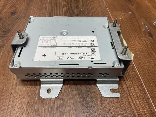Land Rover GPS-module OEM CK5214F641AP - Gebruikt image 4