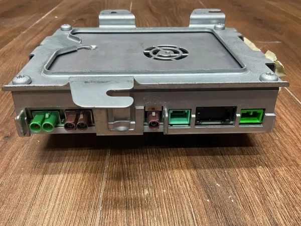 Land Rover GPS-module OEM CK5214F641AP - Gebruikt image 7