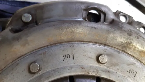 Conjunto de embreagem Volkswagen OE 03L 141 018 B image 4