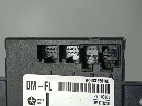 Dodge Durango dörrmodul OEM P68316561AD image 4