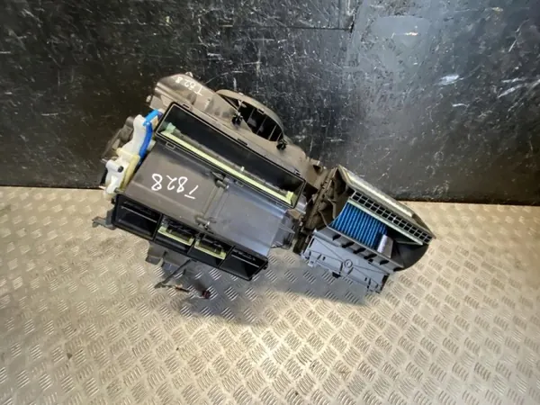 Carcasa del soplador OEM 5QB816002 para Volkswagen Touran image 2
