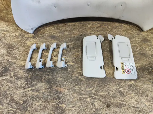 Renault Arkana Dachhimmel OEM 739116721R - Hell Gebraucht image 7