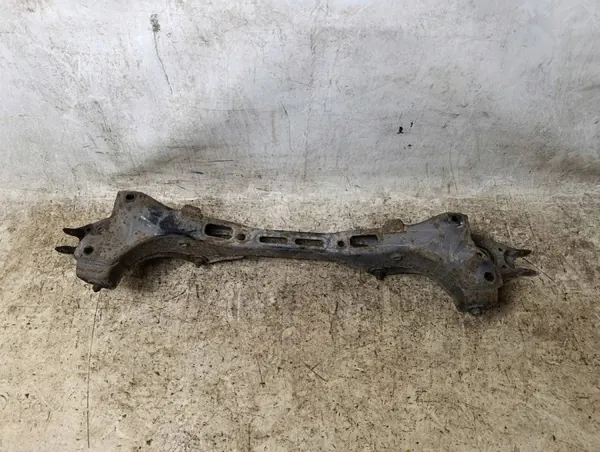 Porte-traîneau arrière KIA Sportage III OEM FLS17897 image 2