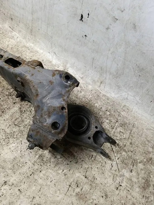 Porte-traîneau arrière KIA Sportage III OEM FLS17897 image 3