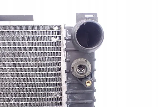 Radiador de agua AUDI A6 4F0121251P image 6