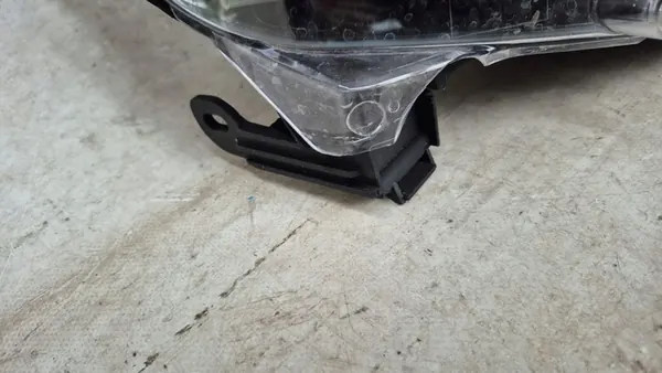 PEUGEOT 208 I 1 LIFT 15-19 Voorste Rechte Lamp image 2