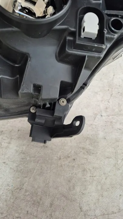 PEUGEOT 208 I 1 LIFT 15-19 Voorste Rechte Lamp image 6