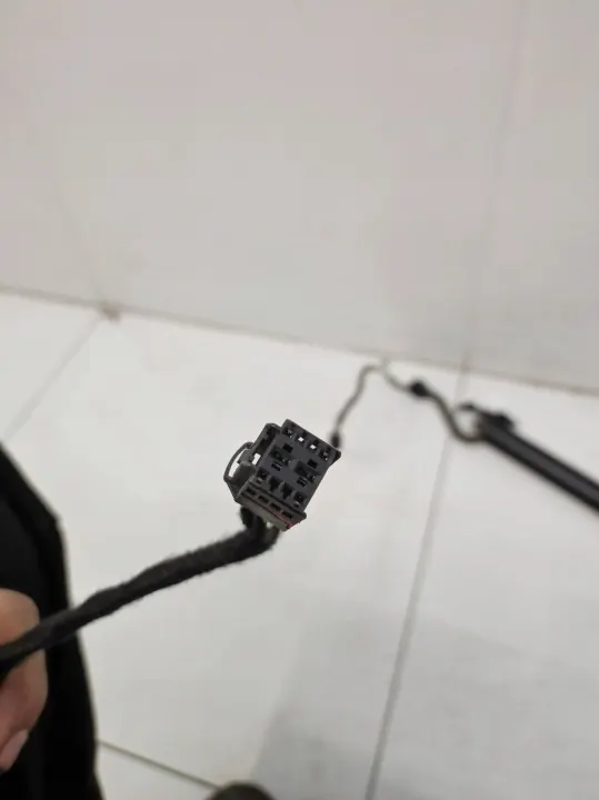 Amortiguador de portón OEM 3G9827851A para VW Passat B8 image 7