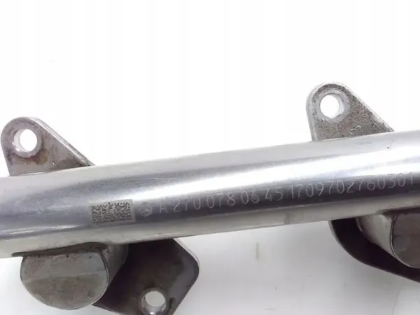Mercedes-Benz GLA 200 ruiskutuskaide OEM A2700701400 image 3
