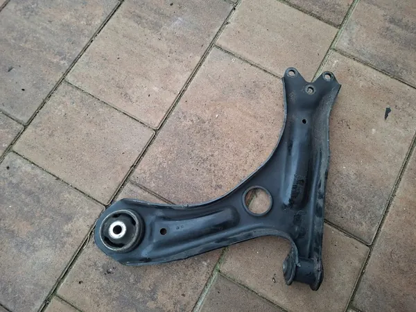 VW UP Braccio di Controllo Destro 1S0407152 image 4